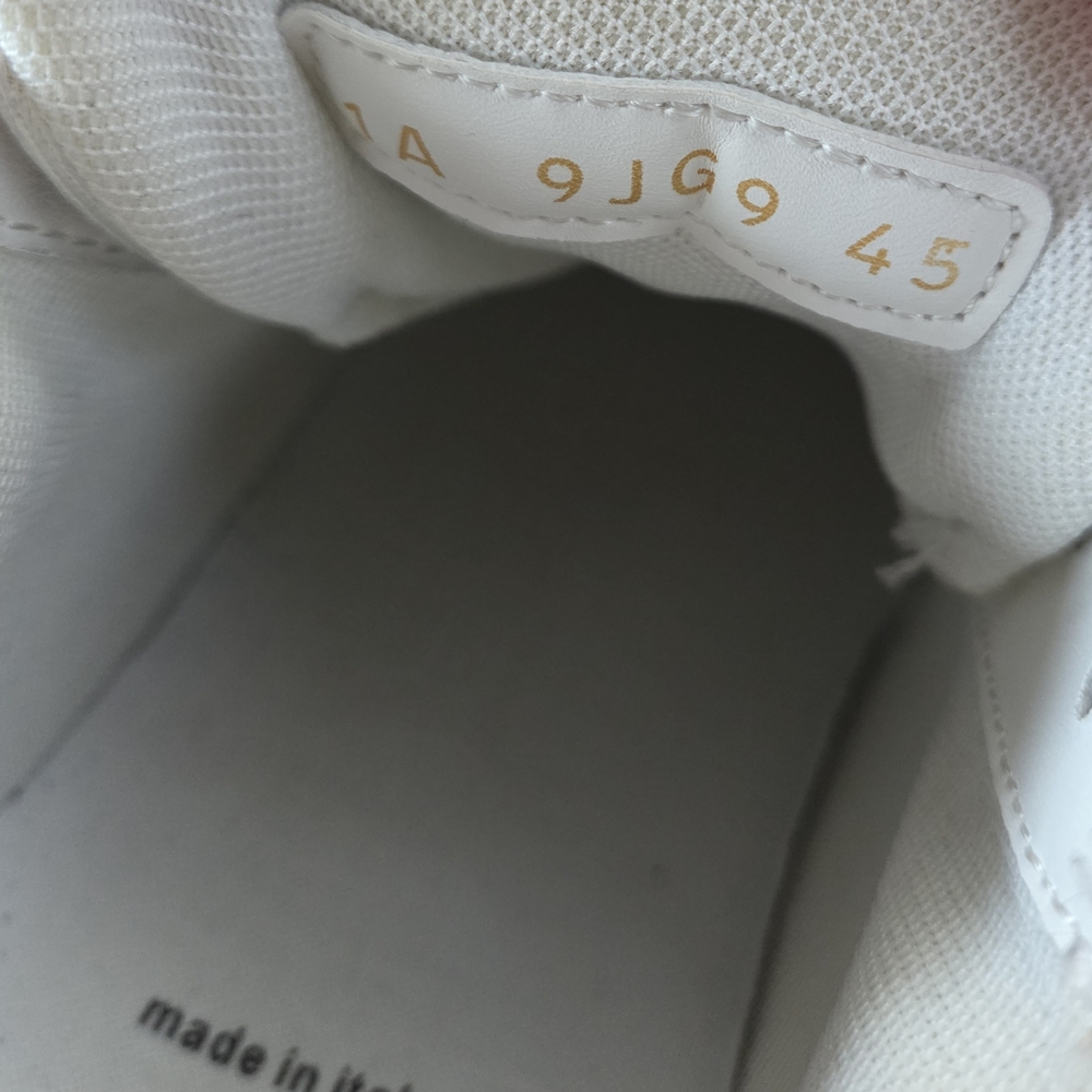 Louis Vuitton Black and White Sneakers - Picture 5 of 5